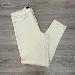 Banana Republic Off-White High-Waist Stretch Denim Jeans sz 31” x 29”